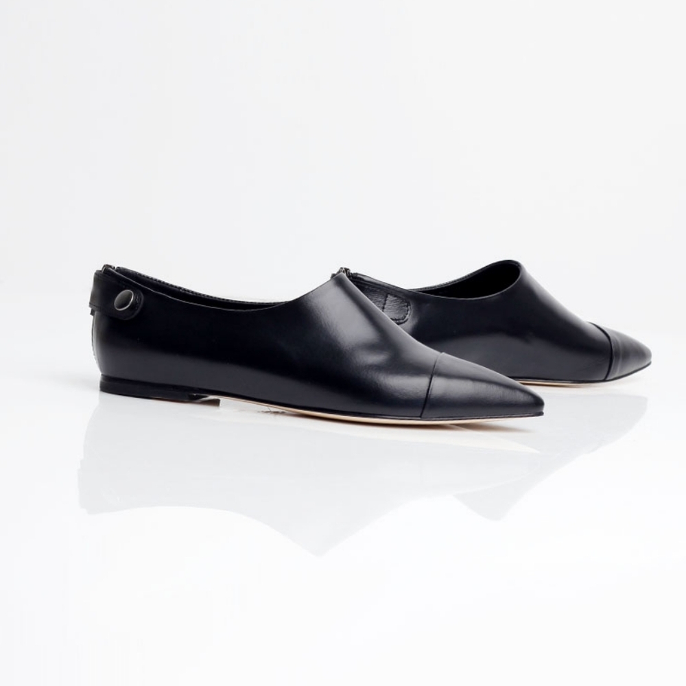 Vince Women's Dark Leather Flats - Picture 2 of 8